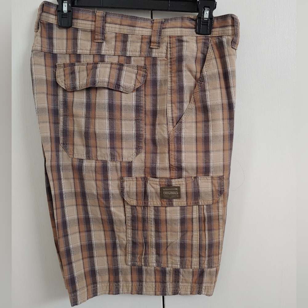 Mens Cargo Shorts - Size 38